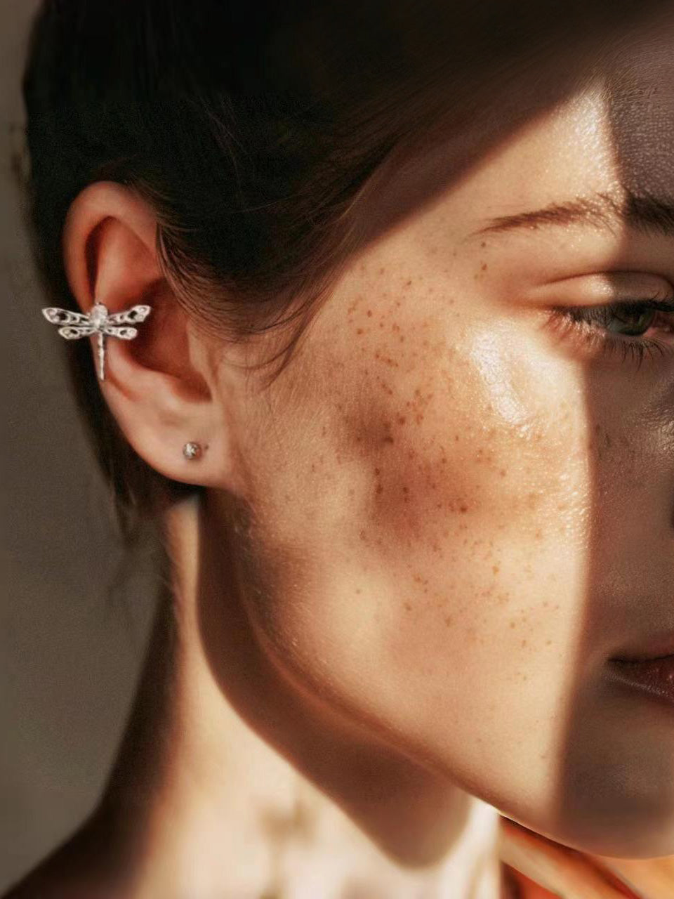 Sliver Dragonfly Ear Cuff